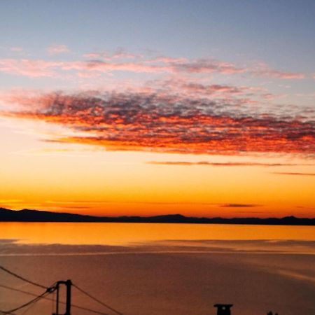 Με Θέα Το Ηλιοβασιλεμα 2 Villa Afissos Bagian luar foto