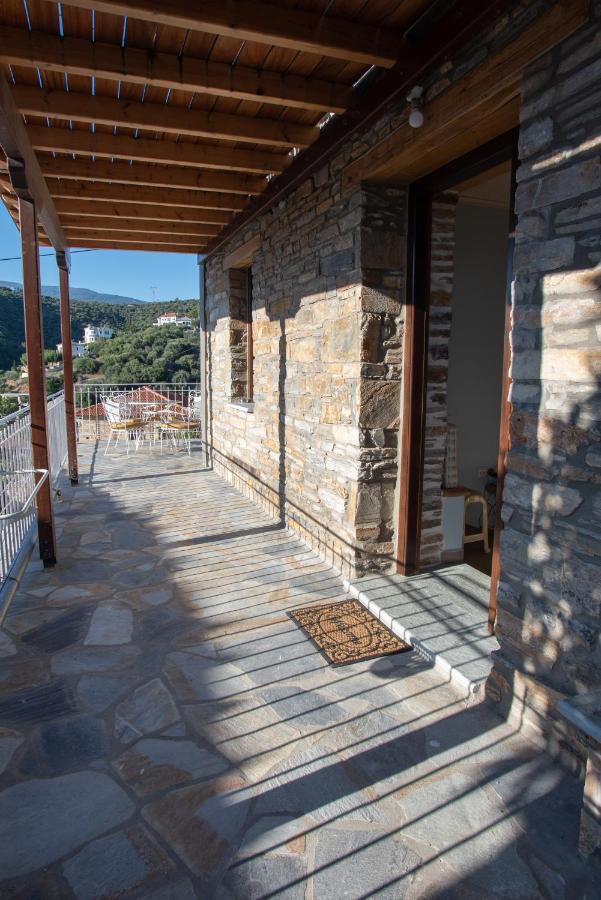 Με Θέα Το Ηλιοβασιλεμα 2 Villa Afissos Bagian luar foto