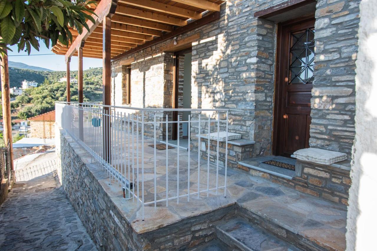 Με Θέα Το Ηλιοβασιλεμα 2 Villa Afissos Bagian luar foto